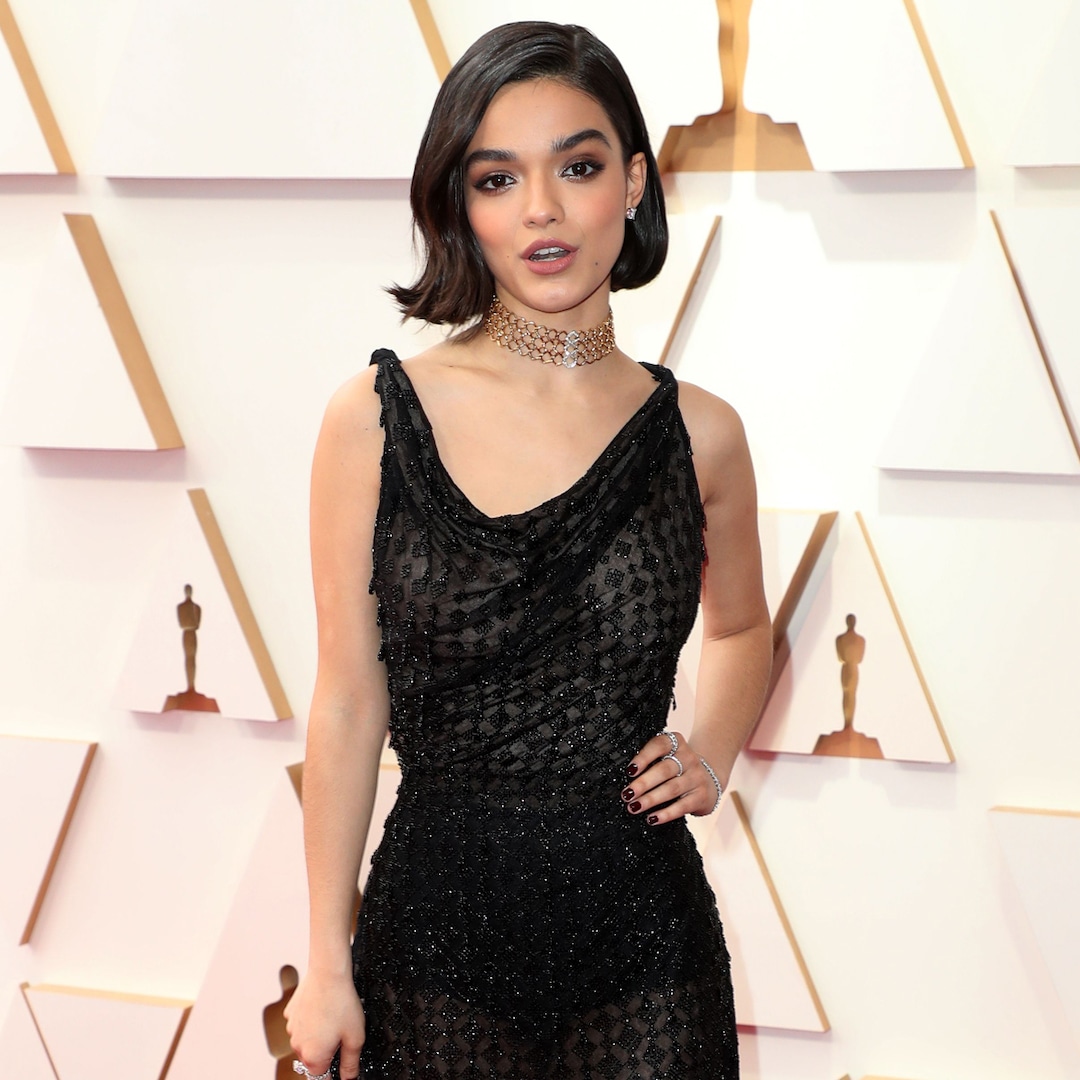 Oscars 2022: Rachel Zegler's Classic Look Was Worth the Wait - E